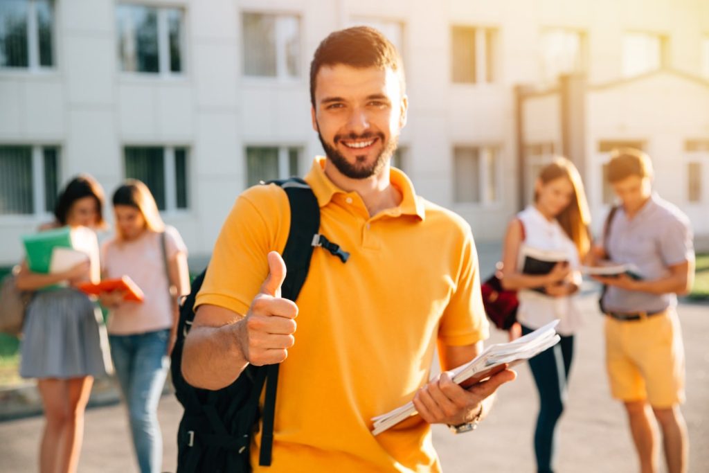How many government medical colleges are there in Bihar, Which is the no1 medical colleges in Bihar, Is 550 a good score in NEET for Government colleges, How many marks are required in NEET for MBBS in Government college, What is the cutoff AIIMS Patna